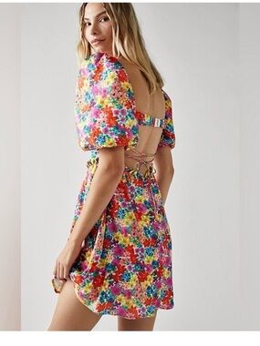 For Love & Lemons Merrill Puff Sleeve Floral
Mini Dress